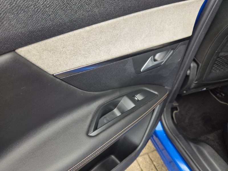 2021 (21) PEUGEOT 3008 1.6 Hybrid4 300 GT Premium 5dr e-EAT8 5162774