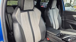 2021 (21) PEUGEOT 3008 1.6 Hybrid4 300 GT Premium 5dr e-EAT8 5749029