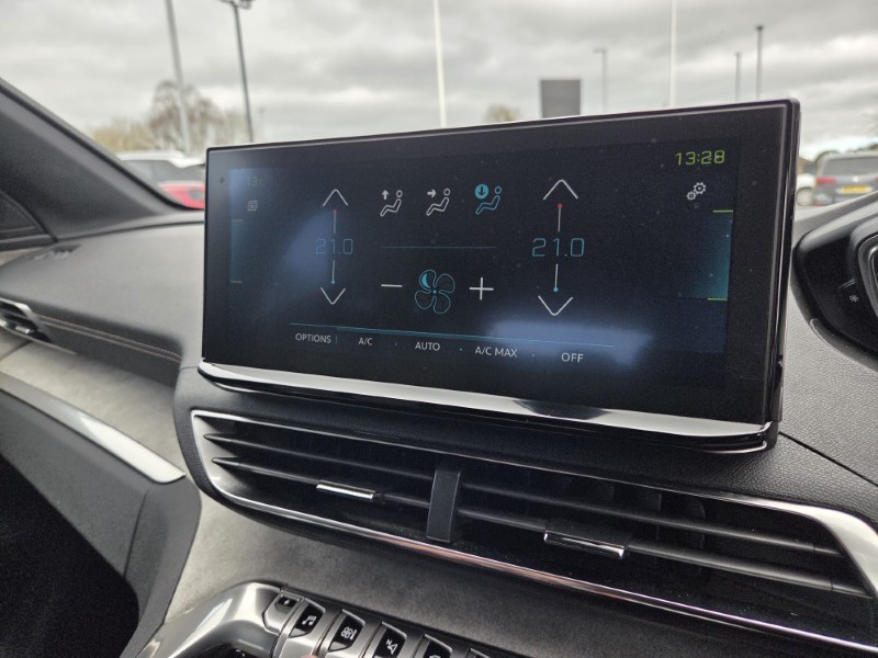 2021 (21) PEUGEOT 3008 1.6 Hybrid4 300 GT Premium 5dr e-EAT8 5162803