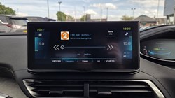 2021 (21) PEUGEOT 3008 1.6 Hybrid4 300 GT Premium 5dr e-EAT8 5749037