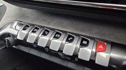 2021 (21) PEUGEOT 3008 1.6 Hybrid4 300 GT Premium 5dr e-EAT8 5162801