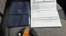 2021 (21) PEUGEOT 3008 1.6 Hybrid4 300 GT Premium 5dr e-EAT8 5162808