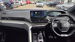 2021 (21) PEUGEOT 3008 1.6 Hybrid4 300 GT Premium 5dr e-EAT8 5749022