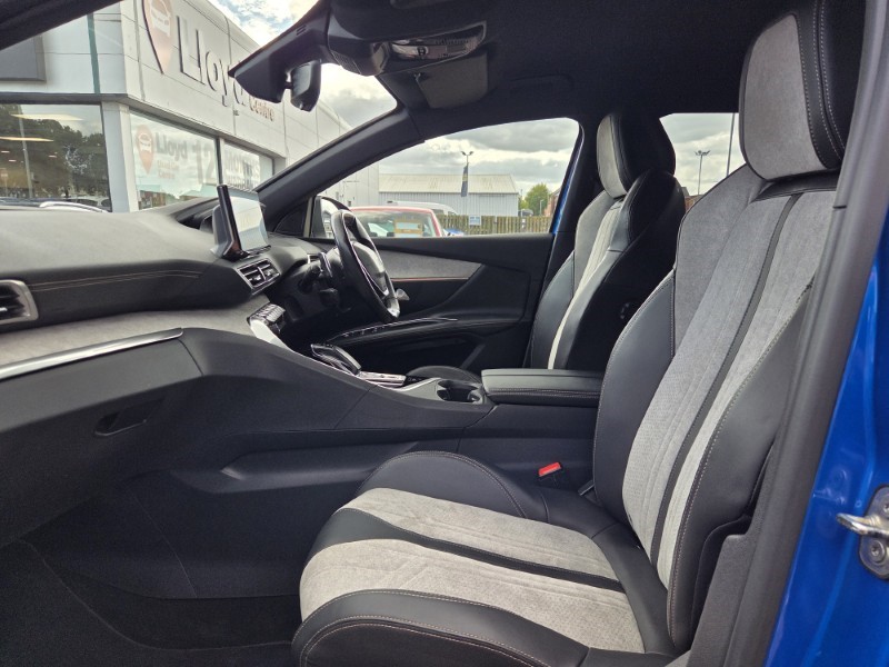 2021 (21) PEUGEOT 3008 1.6 Hybrid4 300 GT Premium 5dr e-EAT8 5749027