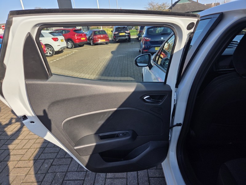 2021 (71) RENAULT CLIO 1.0 TCe 90 Iconic 5dr 5135834