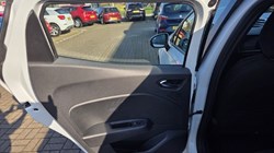 2021 (71) RENAULT CLIO 1.0 TCe 90 Iconic 5dr 5135834