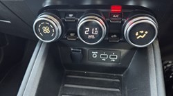 2021 (71) RENAULT CLIO 1.0 TCe 90 Iconic 5dr 5135849