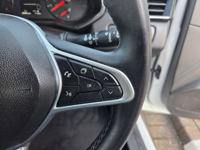 2021 (71) RENAULT CLIO 1.0 TCe 90 Iconic 5dr 5135848