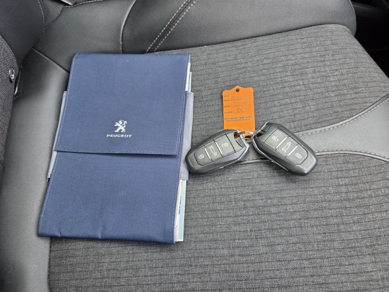 2020 (69) PEUGEOT 3008 1.6 PureTech 180 GT Line Premium 5dr EAT8 5148471