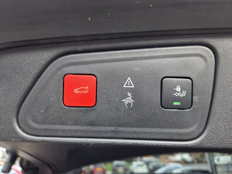 2020 (69) PEUGEOT 3008 1.6 PureTech 180 GT Line Premium 5dr EAT8 5148430