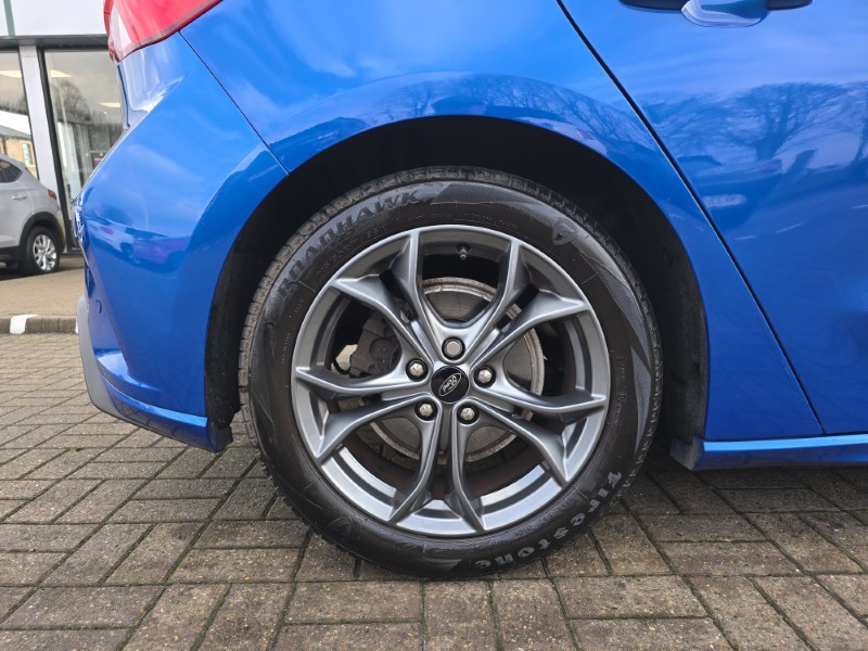 2019 (19) FORD FOCUS 1.0 EcoBoost 125 ST-Line 5dr 5142089