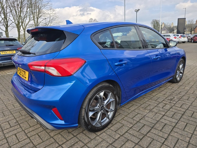 2019 (19) FORD FOCUS 1.0 EcoBoost 125 ST-Line 5dr 5142099