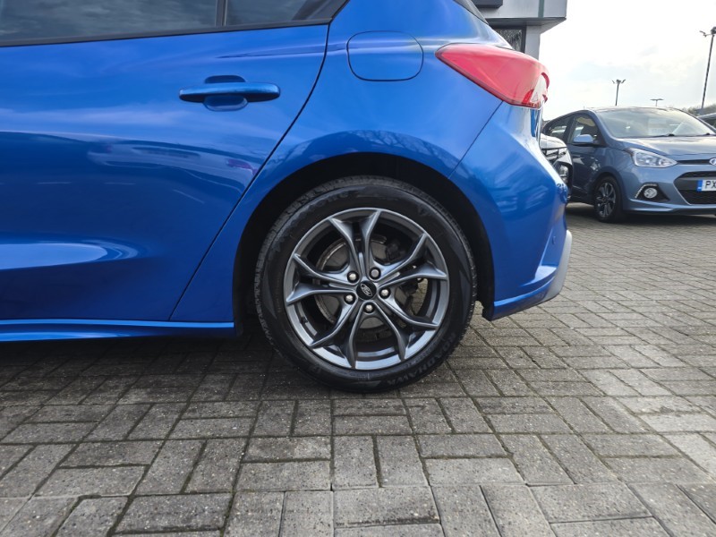 2019 (19) FORD FOCUS 1.0 EcoBoost 125 ST-Line 5dr 5142103