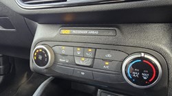 2019 (19) FORD FOCUS 1.0 EcoBoost 125 ST-Line 5dr 5142123