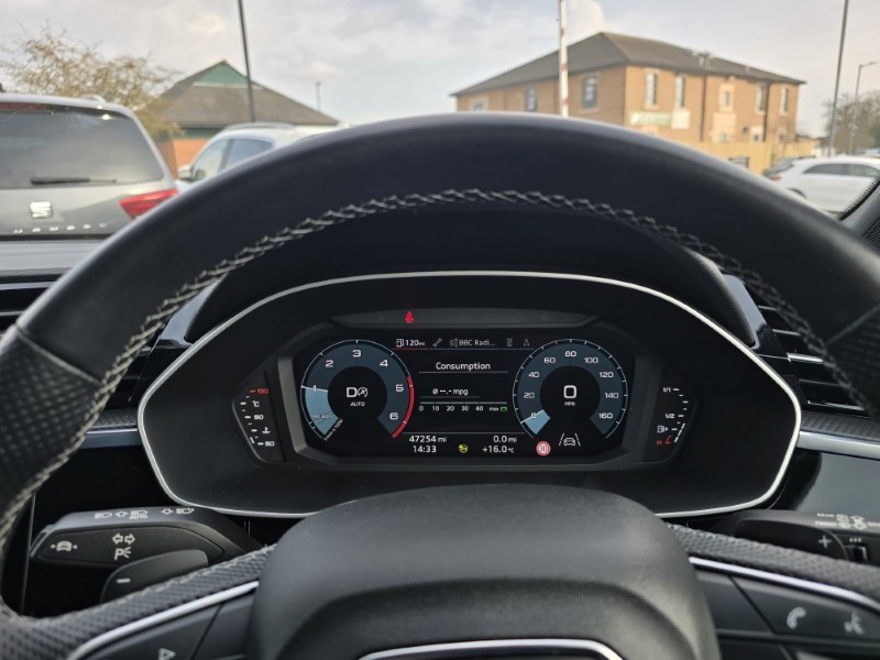 2022 (71) AUDI Q3 40 TDI 200 Quattro Black Edition 5dr S Tronic 5142021