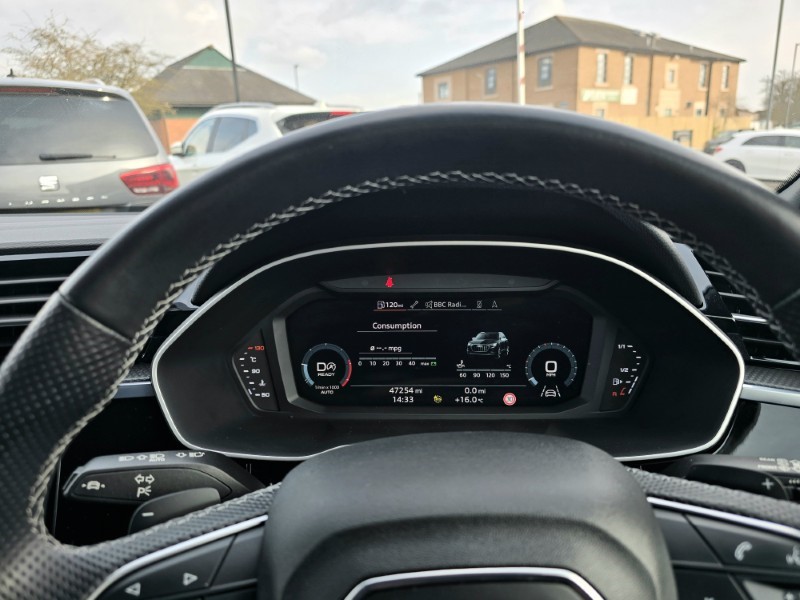 2022 (71) AUDI Q3 40 TDI 200 Quattro Black Edition 5dr S Tronic 5142017