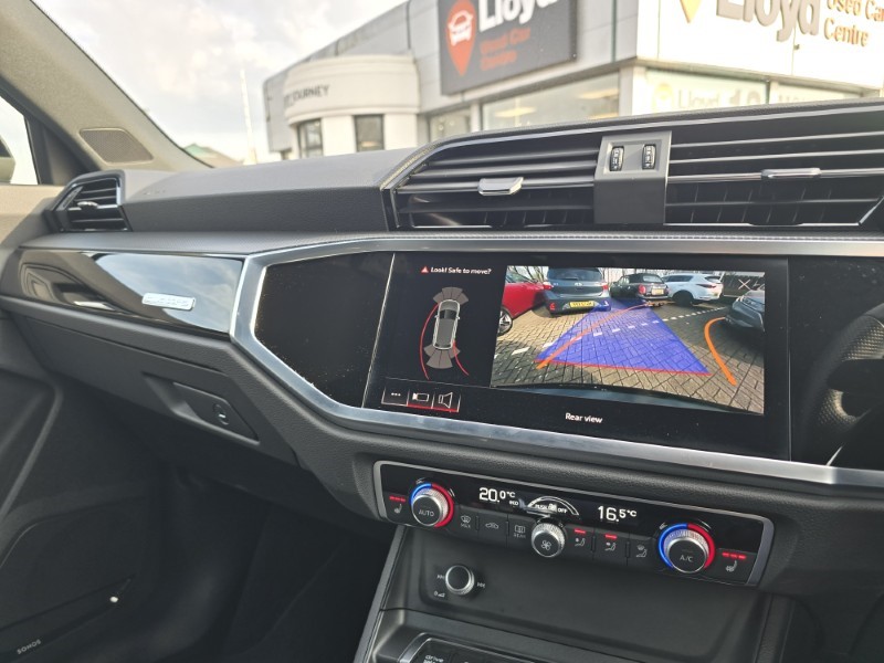 2022 (71) AUDI Q3 40 TDI 200 Quattro Black Edition 5dr S Tronic 5141983