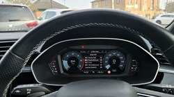 2022 (71) AUDI Q3 40 TDI 200 Quattro Black Edition 5dr S Tronic 5142018
