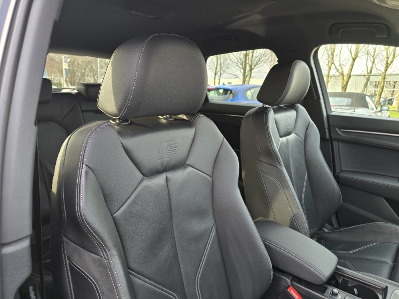 2022 (71) AUDI Q3 40 TDI 200 Quattro Black Edition 5dr S Tronic 5142012