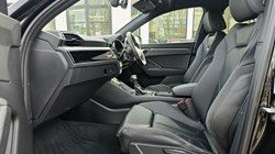2022 (71) AUDI Q3 40 TDI 200 Quattro Black Edition 5dr S Tronic 5142007