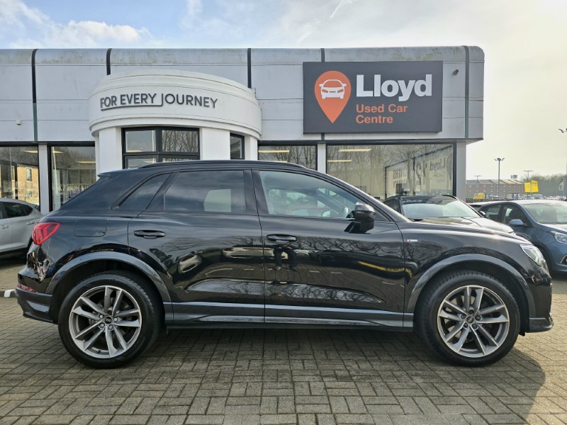 2022 (71) AUDI Q3 40 TDI 200 Quattro Black Edition 5dr S Tronic 5141971