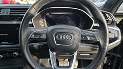 2022 (71) AUDI Q3 40 TDI 200 Quattro Black Edition 5dr S Tronic 5142014