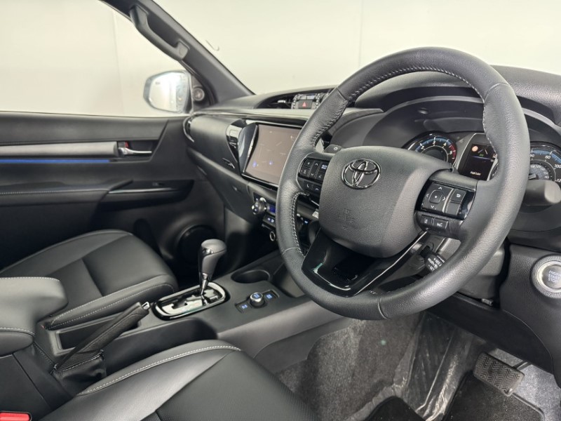 2026 (26) TOYOTA COMMERCIAL HILUX Invincible X D/Cab Pick Up 2.8 D 48V Auto 5172106