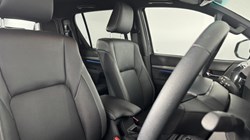 2025 (74) TOYOTA COMMERCIAL HILUX Invincible X D/Cab Pick Up 2.8 D 48V Auto 5223040