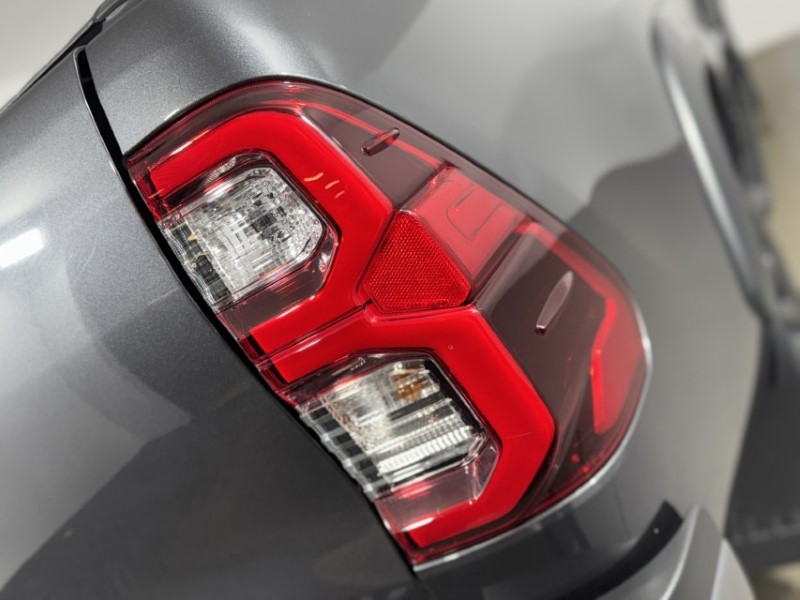 2025 (74) TOYOTA COMMERCIAL HILUX Invincible X D/Cab Pick Up 2.8 D 48V Auto 5223046