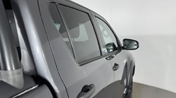 2025 (74) TOYOTA COMMERCIAL HILUX Invincible X D/Cab Pick Up 2.8 D 48V Auto 5223044