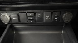 2025 (74) TOYOTA COMMERCIAL HILUX Invincible X D/Cab Pick Up 2.8 D 48V Auto 5223034