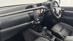 2025 (74) TOYOTA COMMERCIAL HILUX Invincible X D/Cab Pick Up 2.8 D 48V Auto 5223061