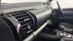 2025 (74) TOYOTA COMMERCIAL HILUX Invincible X D/Cab Pick Up 2.8 D 48V Auto 5223064