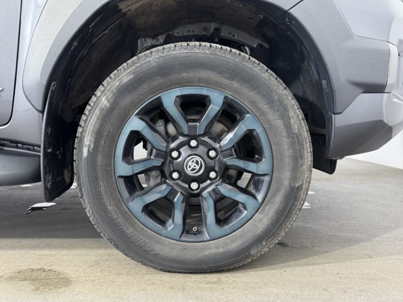 2025 (74) TOYOTA COMMERCIAL HILUX Invincible X D/Cab Pick Up 2.8 D 48V Auto 5223041