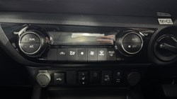 2025 (74) TOYOTA COMMERCIAL HILUX Invincible X D/Cab Pick Up 2.8 D 48V Auto 5223032