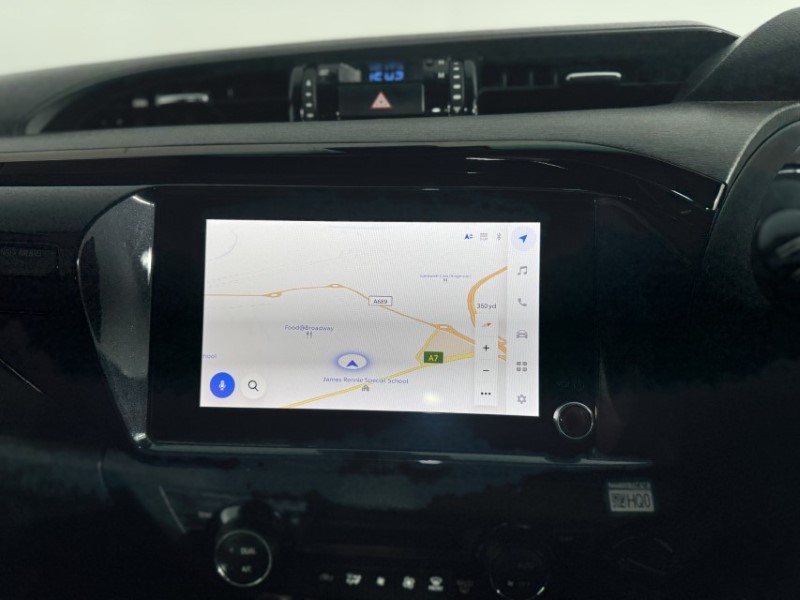 2025 (74) TOYOTA COMMERCIAL HILUX Invincible X D/Cab Pick Up 2.8 D 48V Auto 5223026