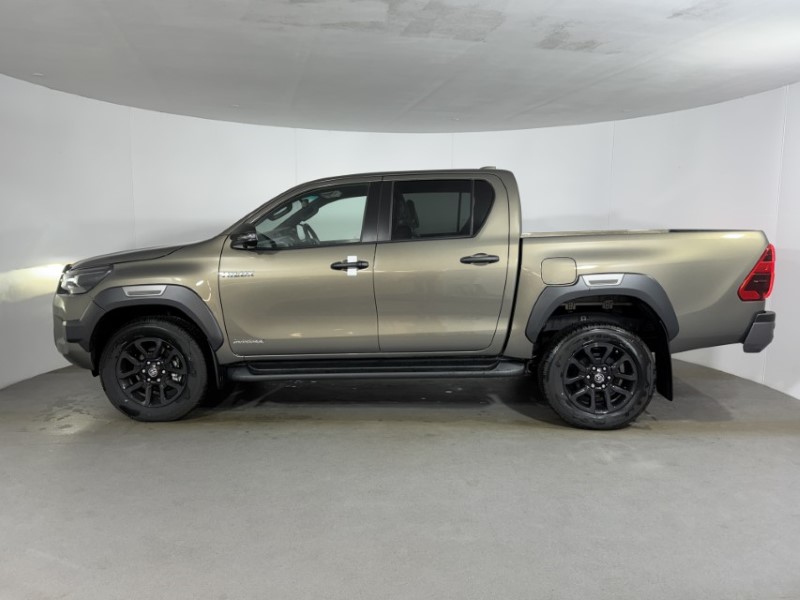 2026 (26) TOYOTA COMMERCIAL HILUX Invincible X D/Cab Pick Up 2.8 D 48V Auto 5174337
