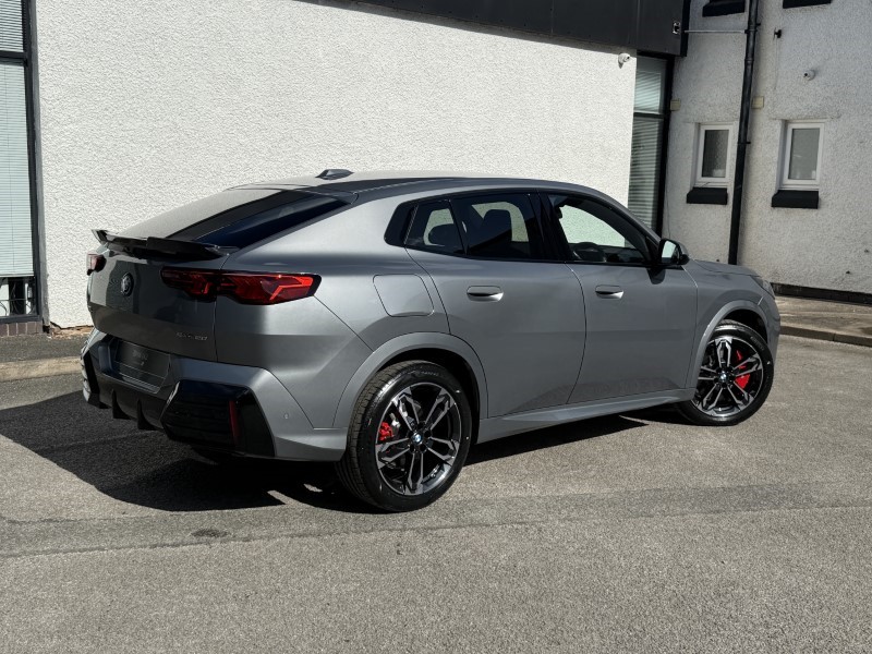 2025 (75) BMW iX2 150kW eDrive20 Shadow Edition 65kWh 5dr Auto 4532211
