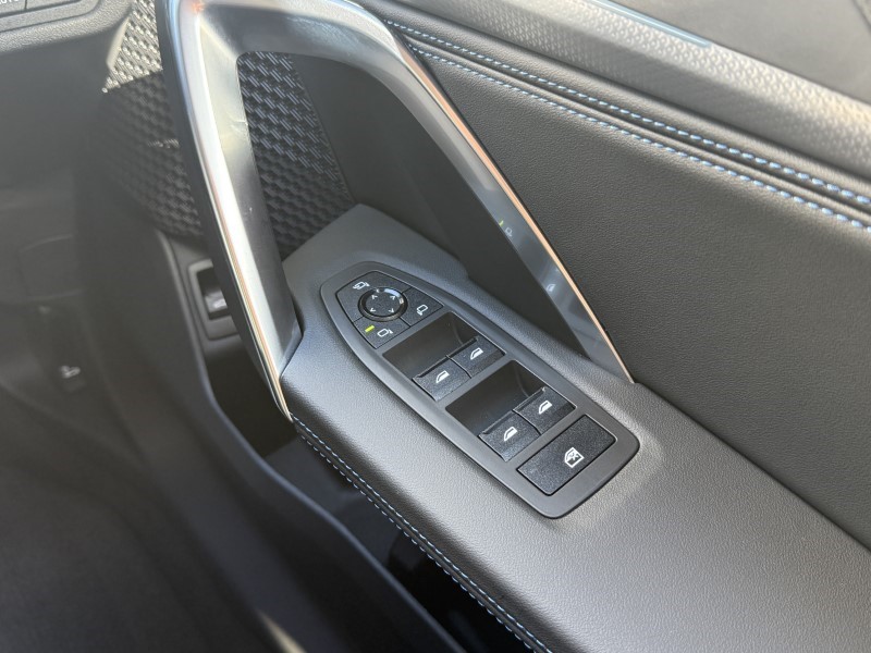 2025 (75) BMW iX2 150kW eDrive20 Shadow Edition 65kWh 5dr Auto 4532207