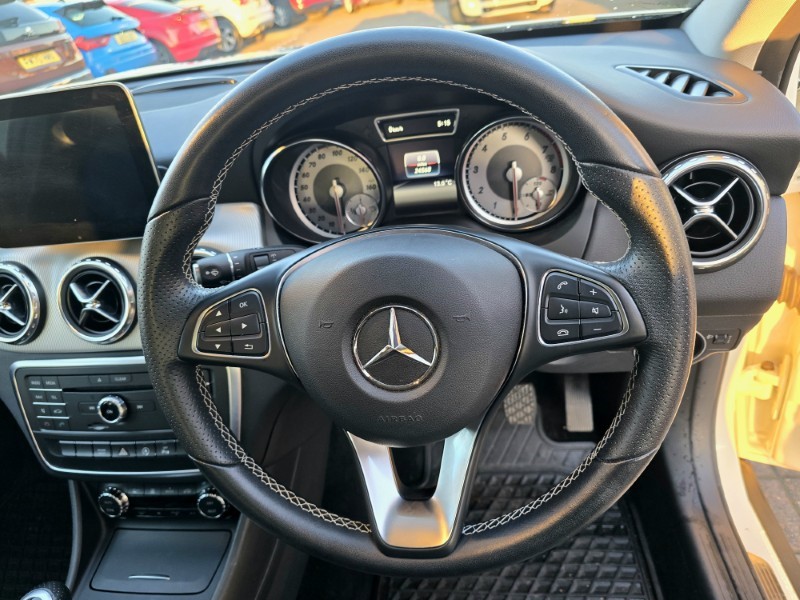 2016 (66) MERCEDES-BENZ GLA 200 Sport 5dr 5137643