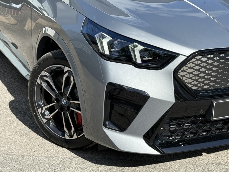 2025 (75) BMW iX2 150kW eDrive20 Shadow Edition 65kWh 5dr Auto 4532216