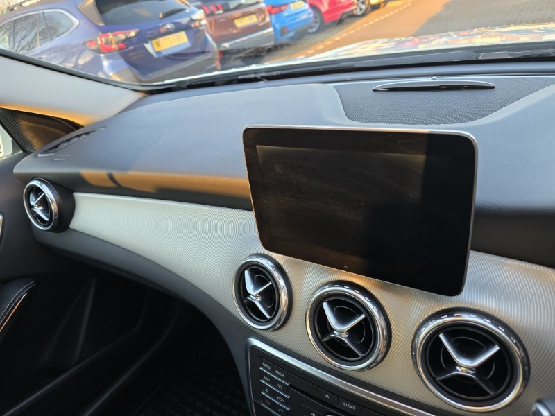 2016 (66) MERCEDES-BENZ GLA 200 Sport 5dr 5137641