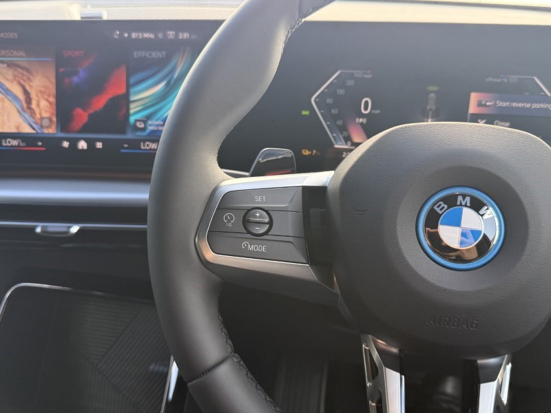 2025 (75) BMW iX2 150kW eDrive20 Shadow Edition 65kWh 5dr Auto 4532200