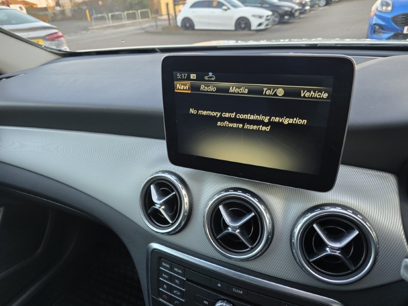 2016 (66) MERCEDES-BENZ GLA 200 Sport 5dr 5137649