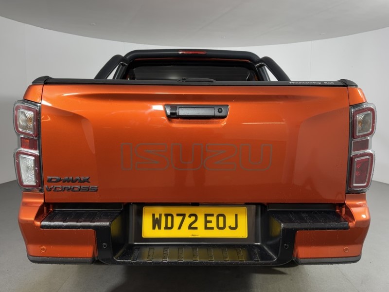 2022 (72) ISUZU COMMERCIAL D-MAX 1.9 V-Cross Double Cab 4x4 Auto 5162999