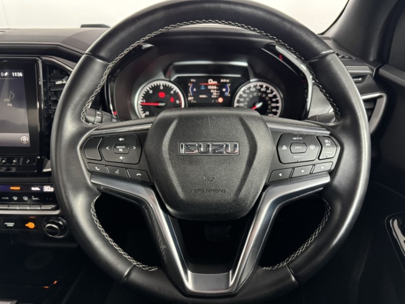 2022 (72) ISUZU COMMERCIAL D-MAX 1.9 V-Cross Double Cab 4x4 Auto 5162945