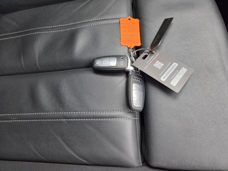 2023 (23) AUDI A3 30 TFSI S Line 5dr 5149543