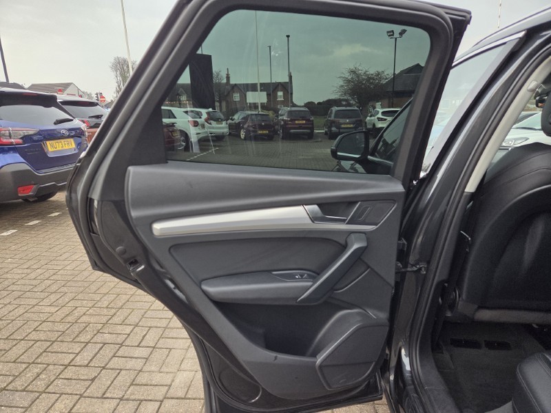 2018 (68) AUDI Q5 2.0T FSI Quattro Sport 5dr S Tronic 5149641