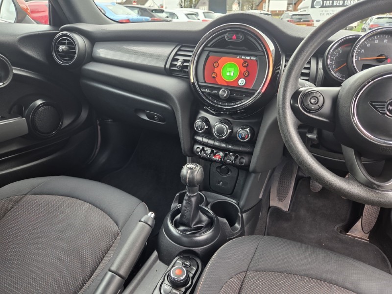 2018 (18) MINI CONVERTIBLE 1.5 Cooper II 2dr 5181784