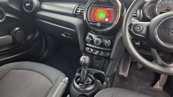 2018 (18) MINI CONVERTIBLE 1.5 Cooper II 2dr 5181784